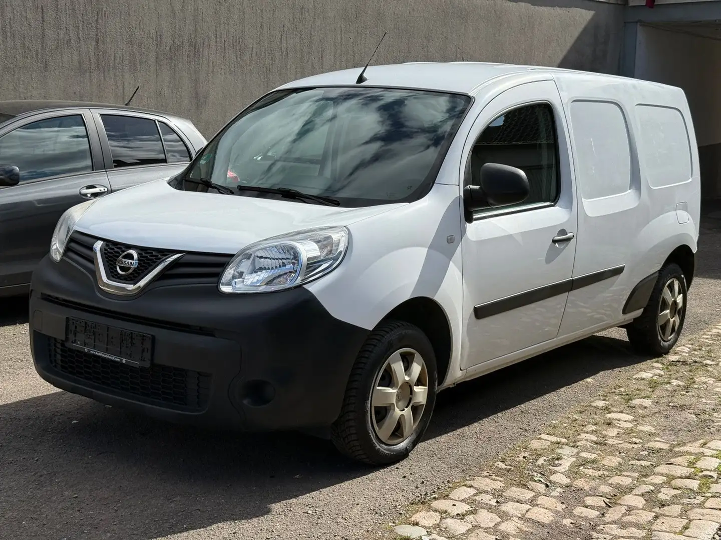 Nissan NV250 Kastenwagen L2H1 2,2t Comfort *3-Sitze* Weiß - 1