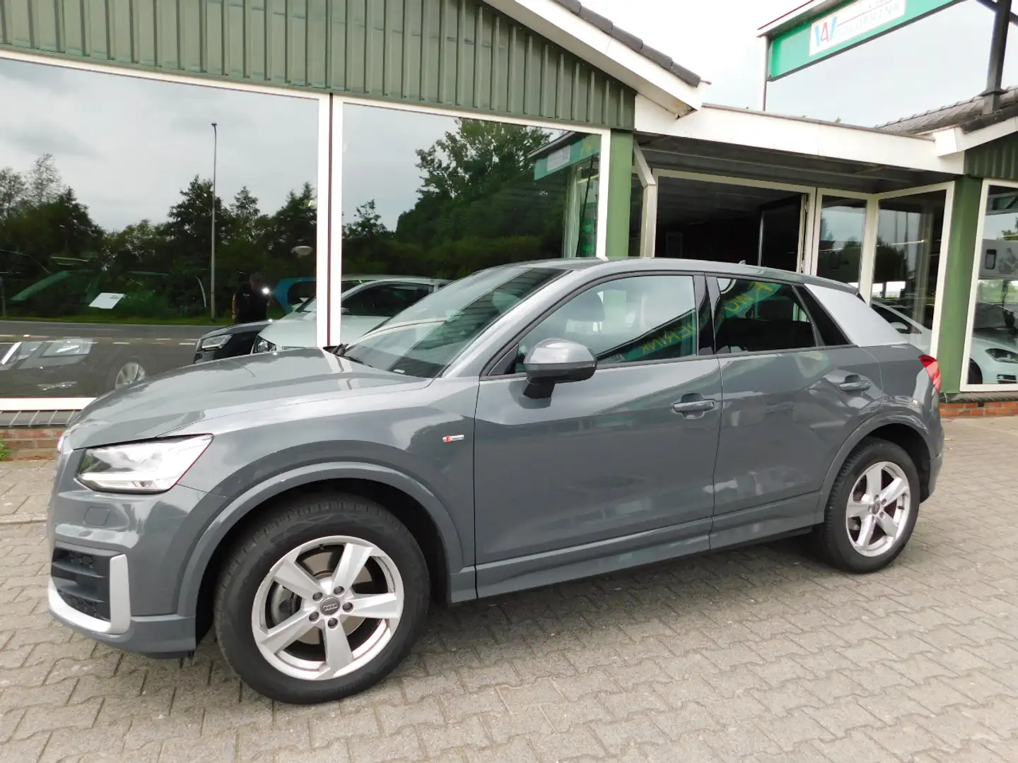 Audi Q2 1.4TFSI 150PK SPORT S-LINE!! All-in Prijs! Trekhaa Grijs - 1