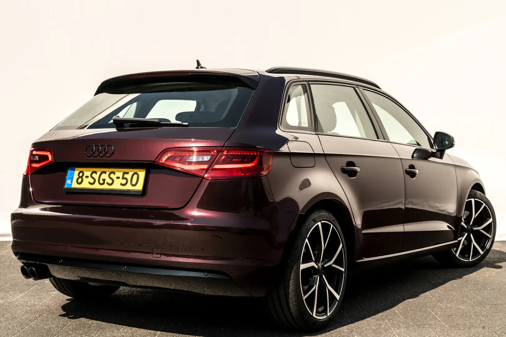 Audi A3 Sportback 1.4 TFSi Ambition Pro Line Plus I 18 inc Kırmızı - 2