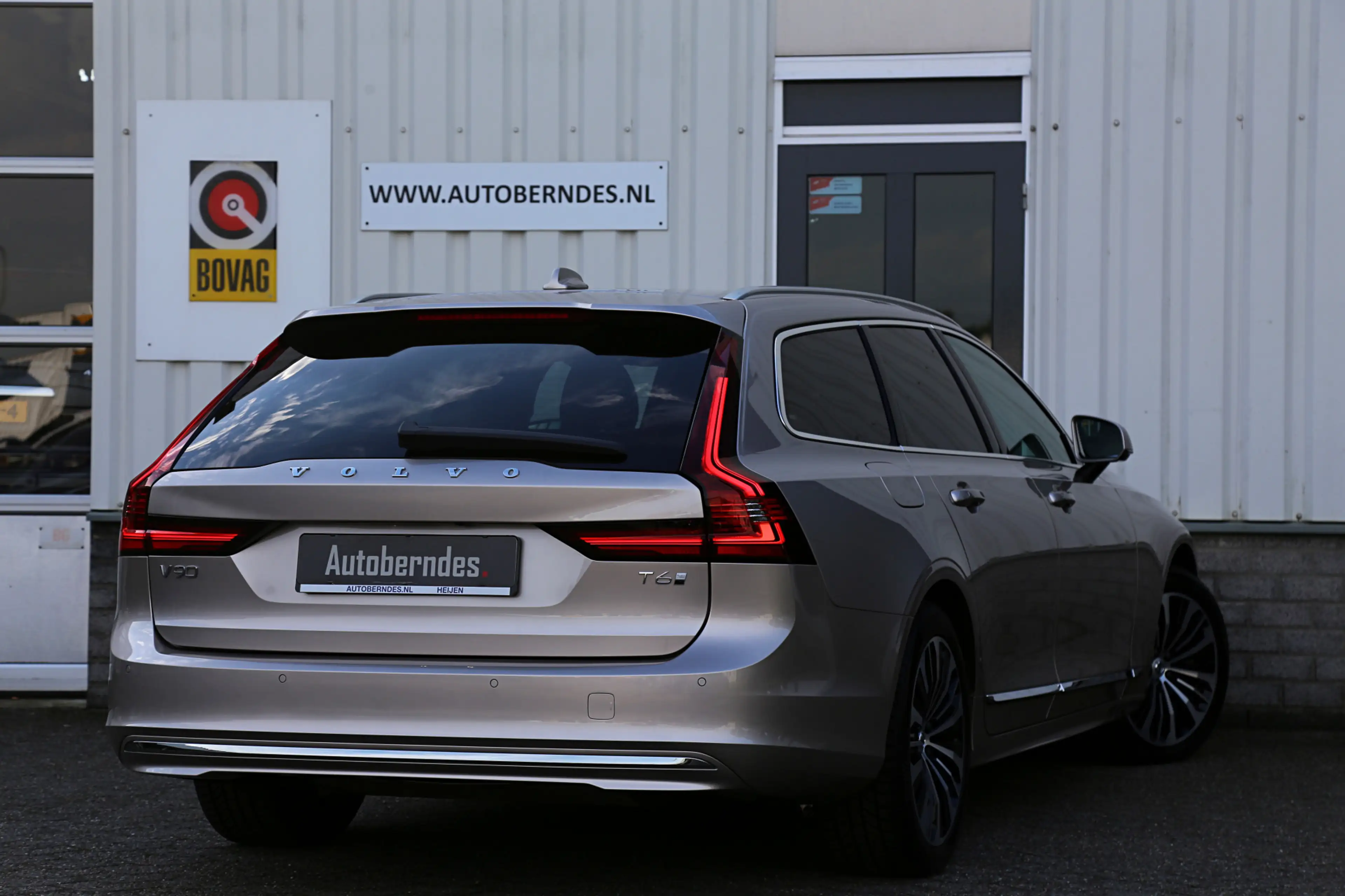 Volvo V90 2.0 T6 Plug-in hybrid 350PK AWD Long Range*Bright — photo 2