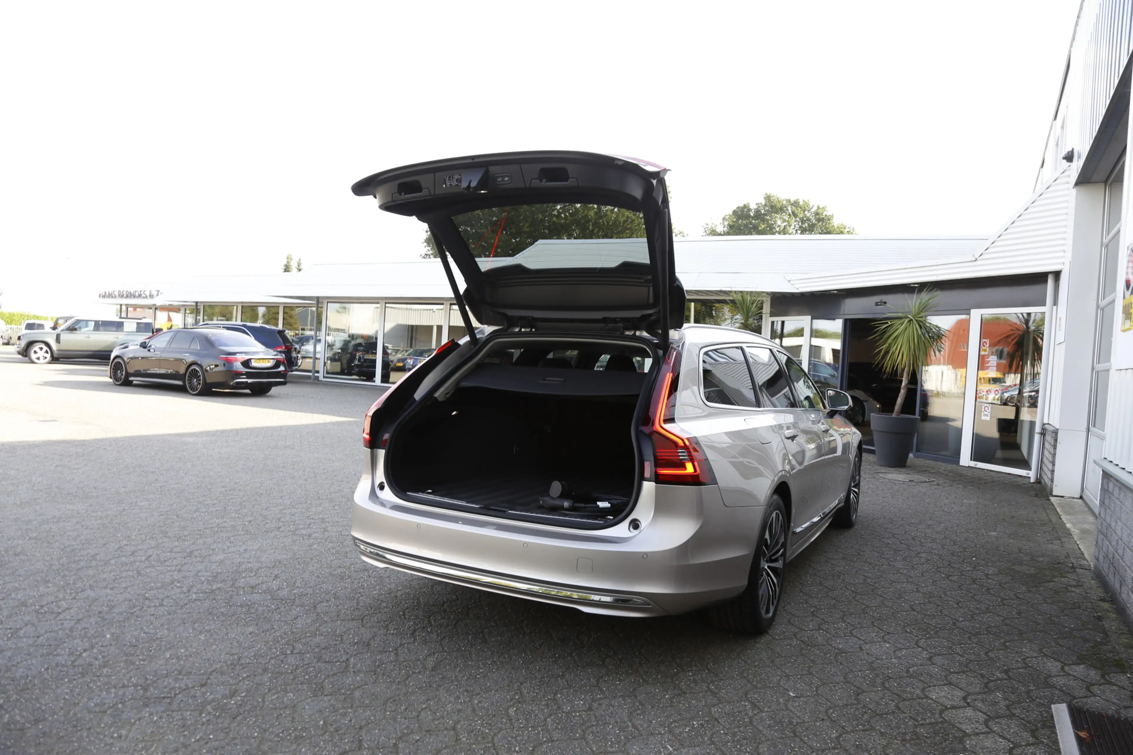 Volvo V90 2.0 T6 Plug-in hybrid 350PK AWD Long Range*Bright — photo 32