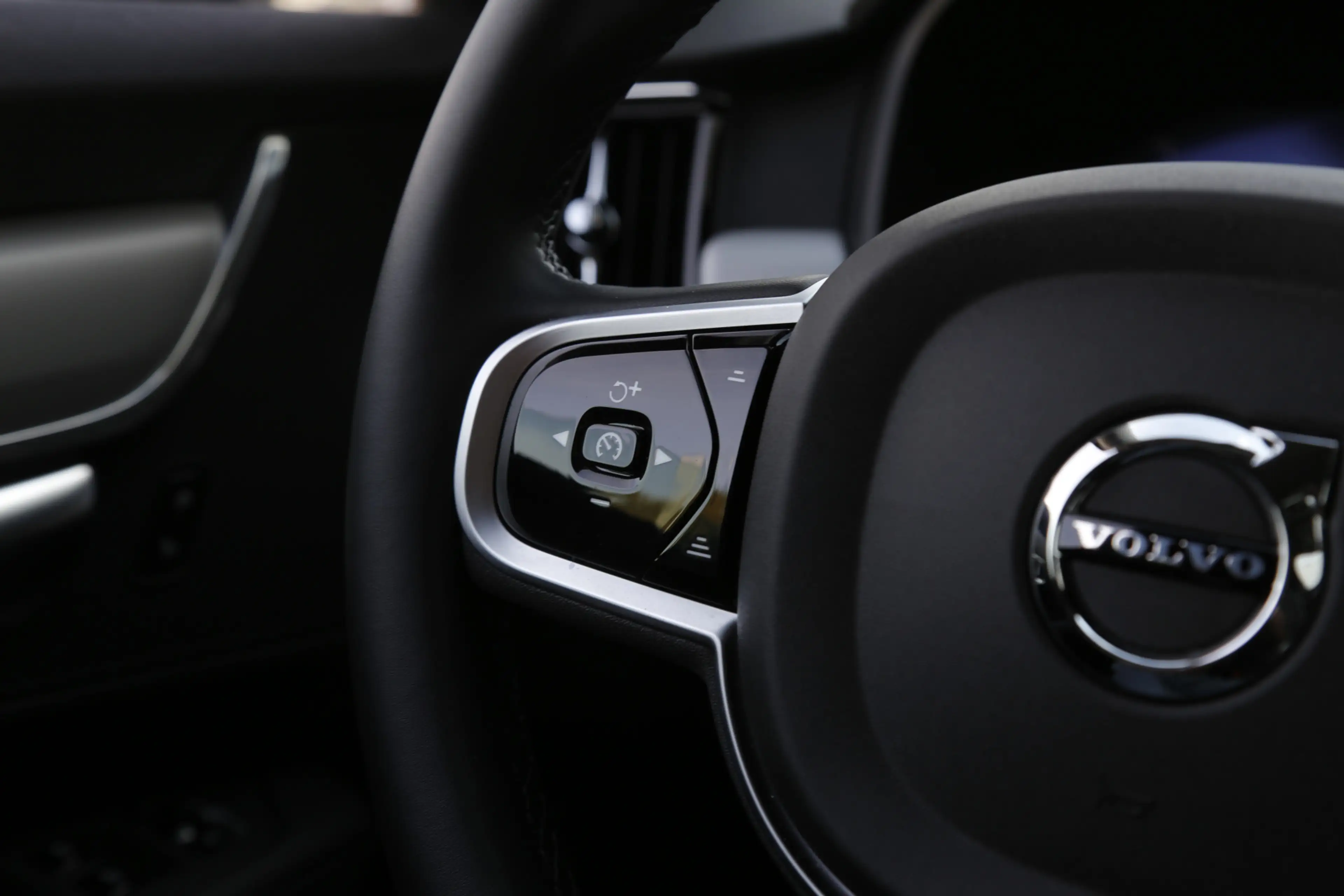 Volvo V90 2.0 T6 Plug-in hybrid 350PK AWD Long Range*Bright — photo 39