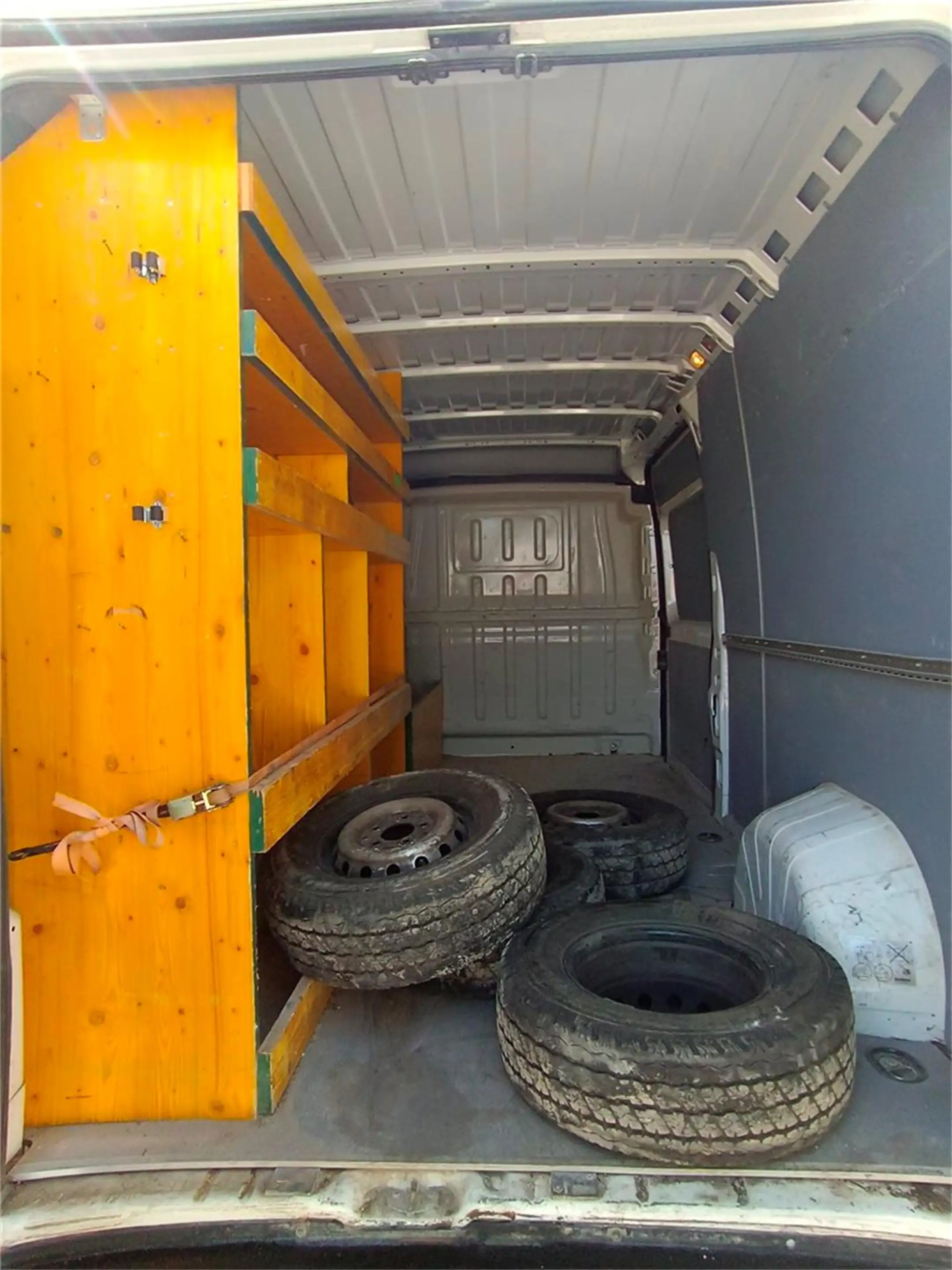 Citroen Jumper KW 35 L3H2 BlueHdi 140 — photo 8