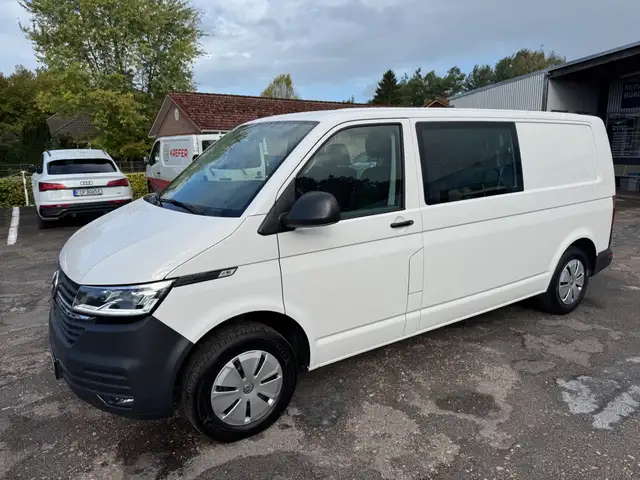 Volkswagen T6 Kombi Verglasung/6 Sitze/AHK