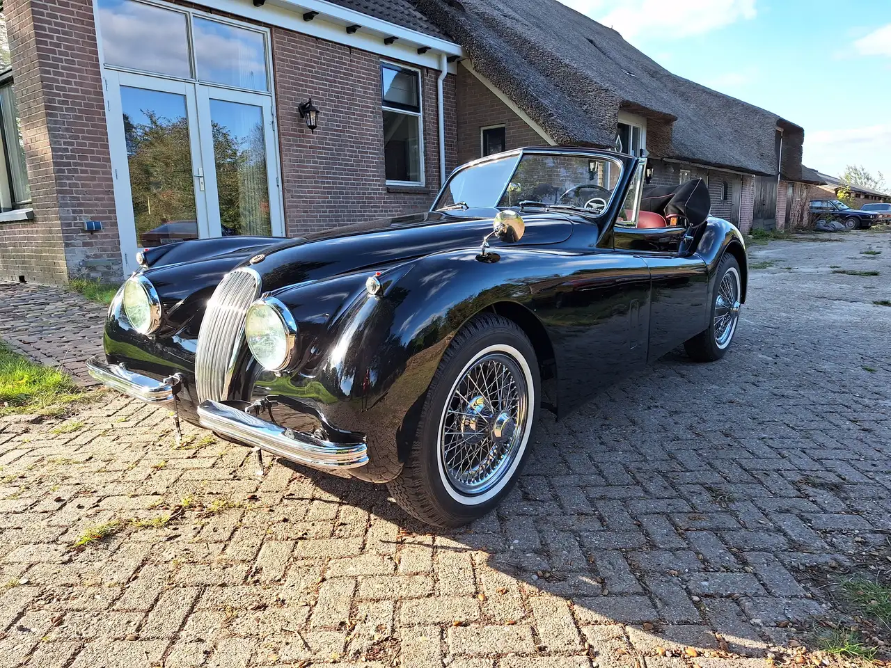 Jaguar XK 120 DHC (1953) 8-cyl. black in like new condition!, foto 4