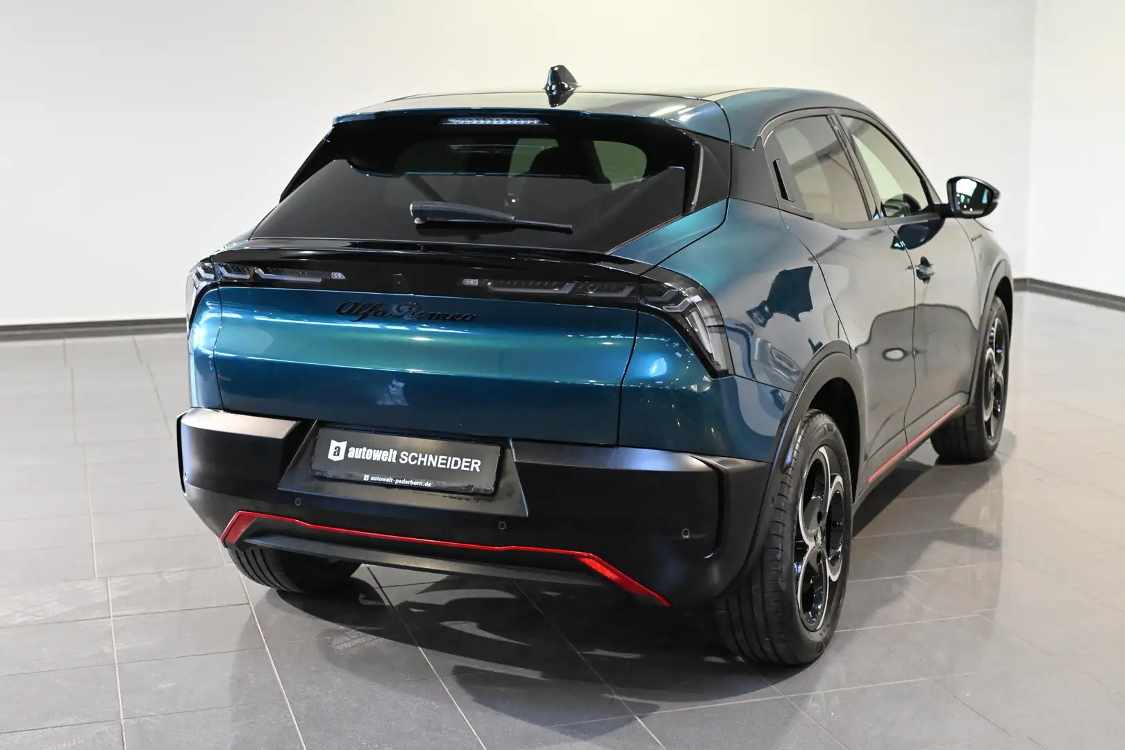 Alfa Romeo Elettrica Speciale Sport 54kWh Navi 18 Bleu - 2