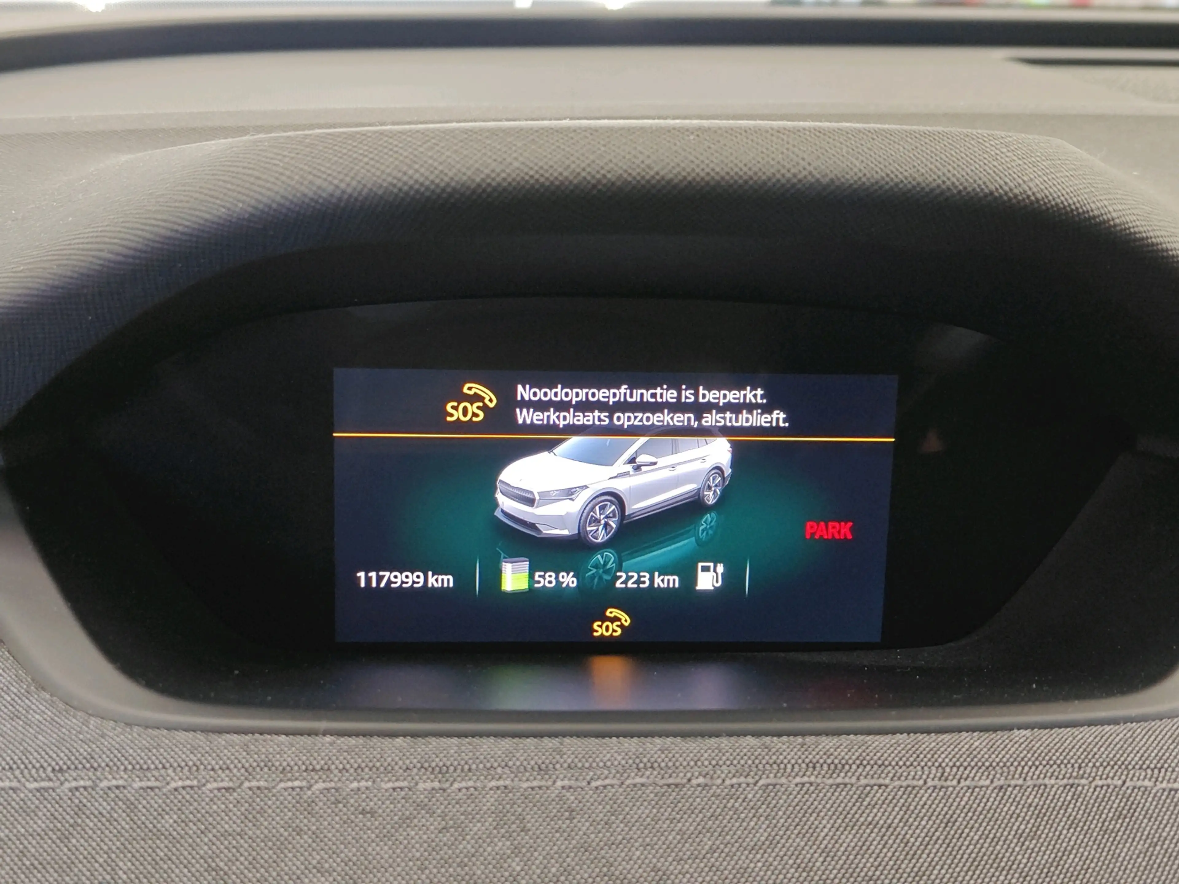 Skoda Enyaq iV 80 204pk | SOH 93% | Assistentie | Comfort | AC — photo 9