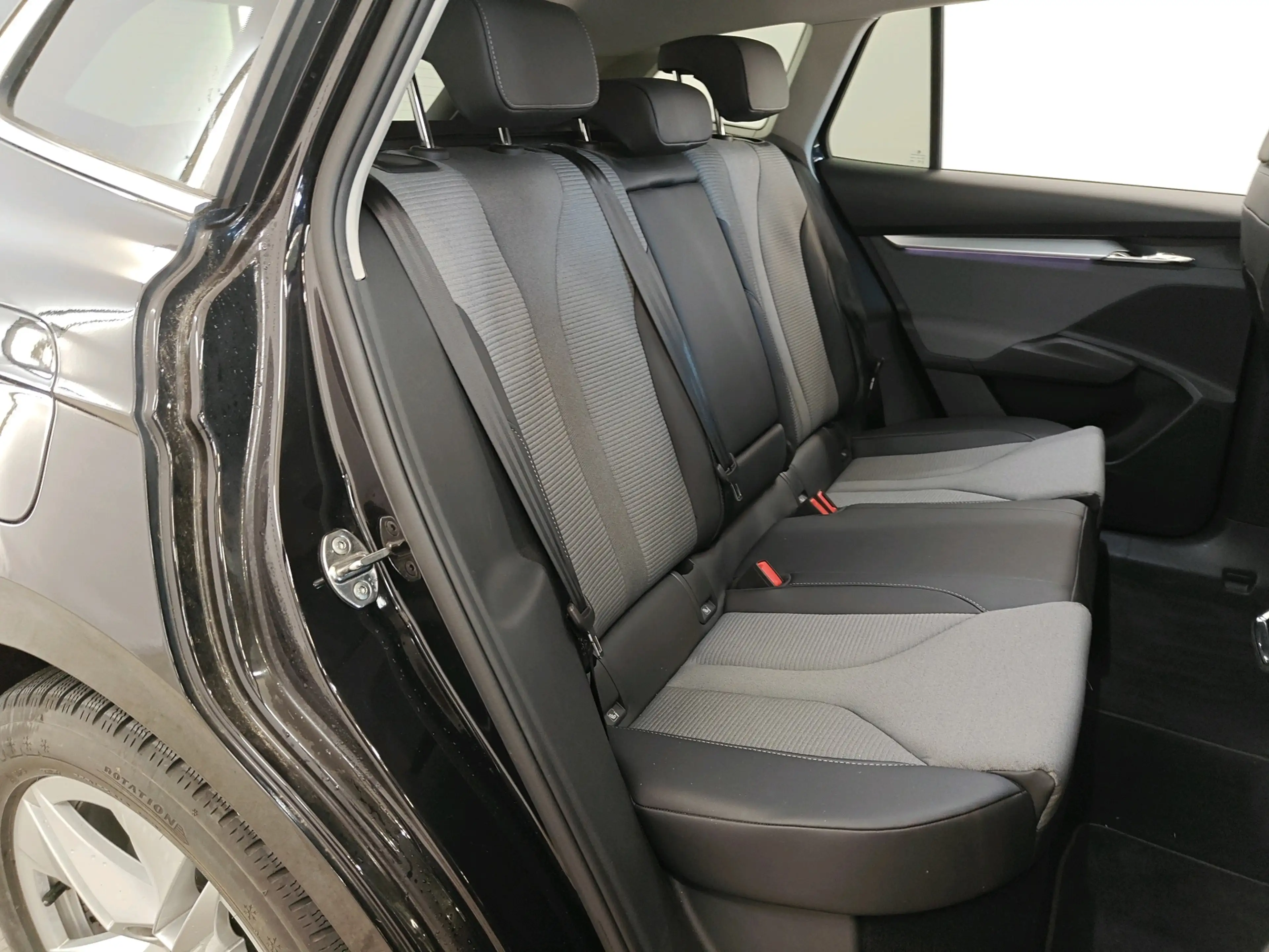 Skoda Enyaq iV 80 204pk | SOH 93% | Assistentie | Comfort | AC — photo 14