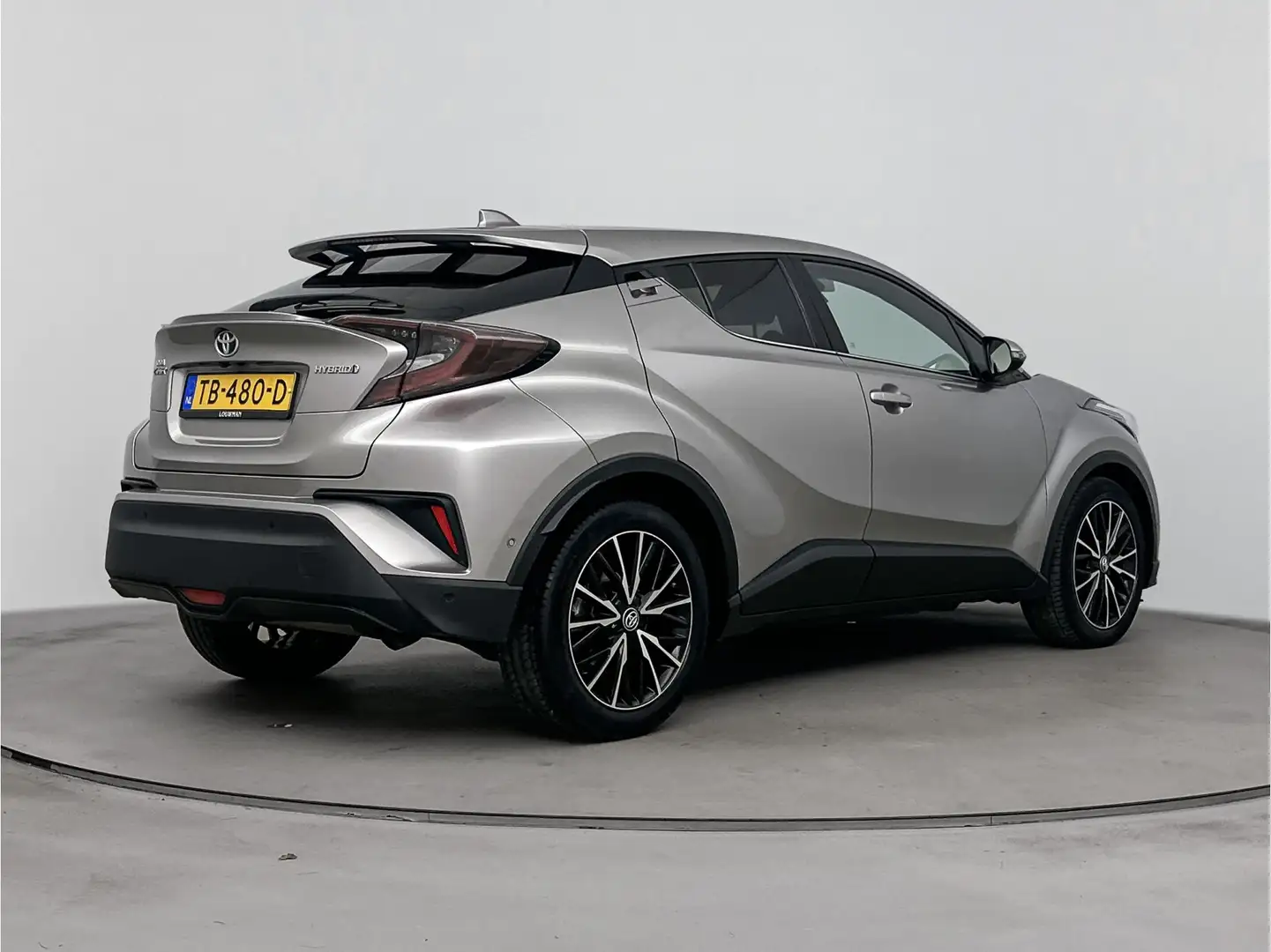 Toyota C-HR 1.8 Hybrid Executive | Metaalkleur | LED lampen | Grijs - 2