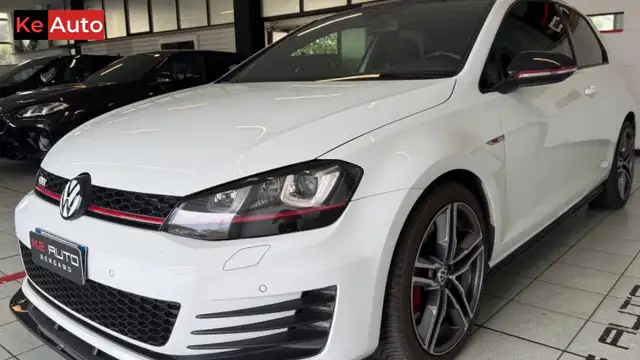 Volkswagen Golf GTI Golf VII 2013 5p 2.0 tsi Performance Business