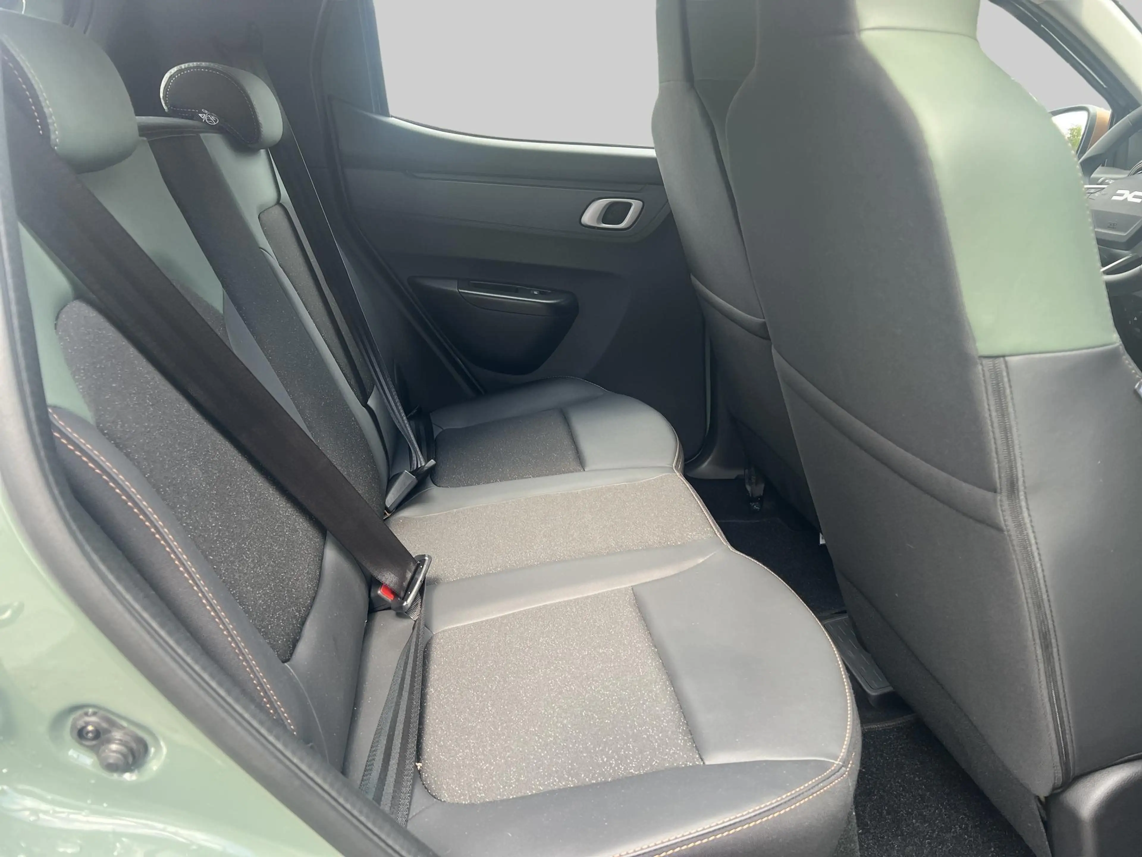 Dacia Spring Extreme 65 26.8 kWh | Achteruitrijcamera | Cruise — photo 14