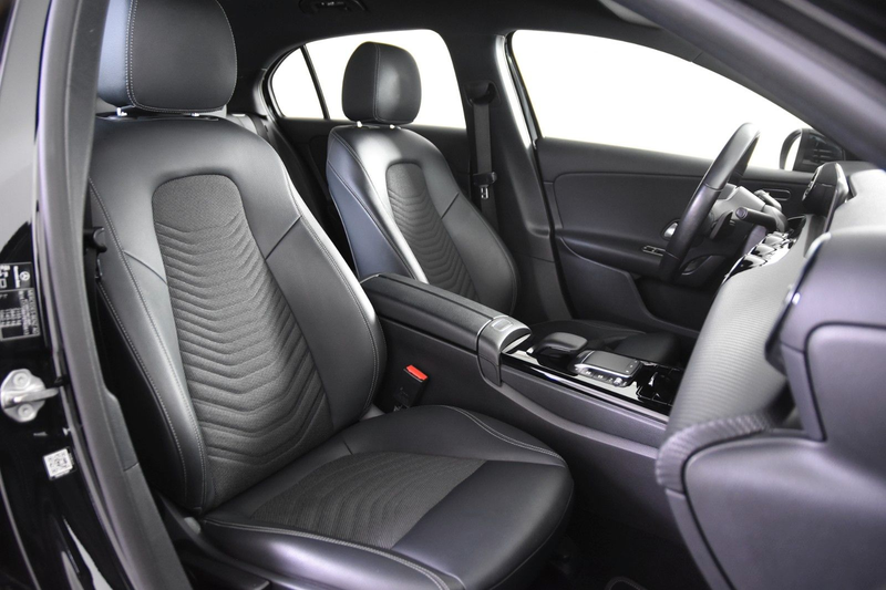Mercedes-Benz A 250 e *1.Hand*T-Leder*Navi*Park ass.*DAB* — photo 3