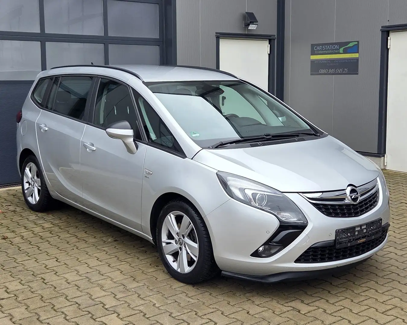 Opel Zafira Tourer Drive 2.0CDTI / Automatik / 7 Sitzer Grau - 1