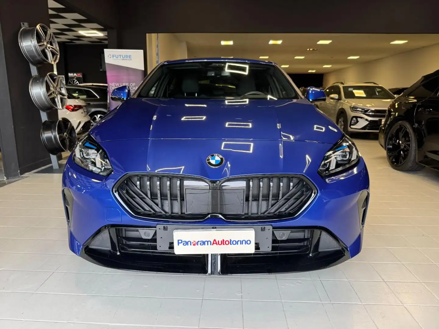BMW 118 d MSport Pro Blau - 2
