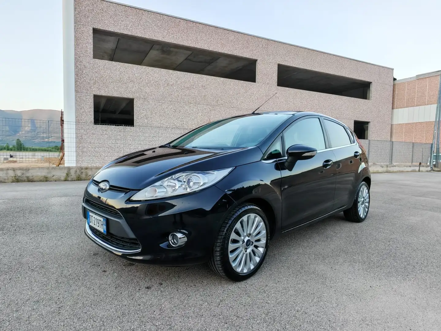 Ford Fiesta Fiesta 5p 1.4 tdci Titanium Nero - 1
