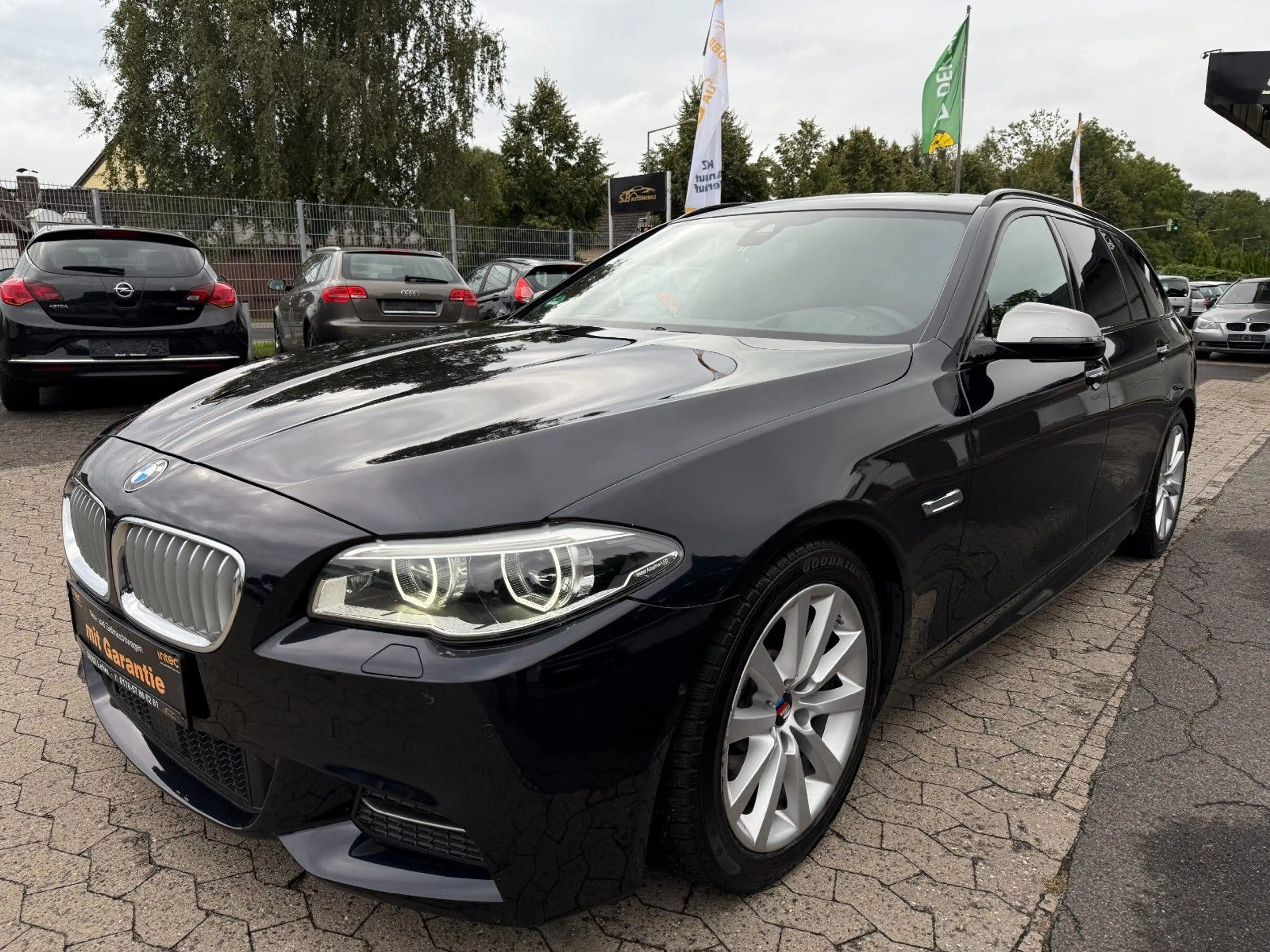 BMW 550 Baureihe 5 Touring M550d xDrive*ACC*HUD*H&K
