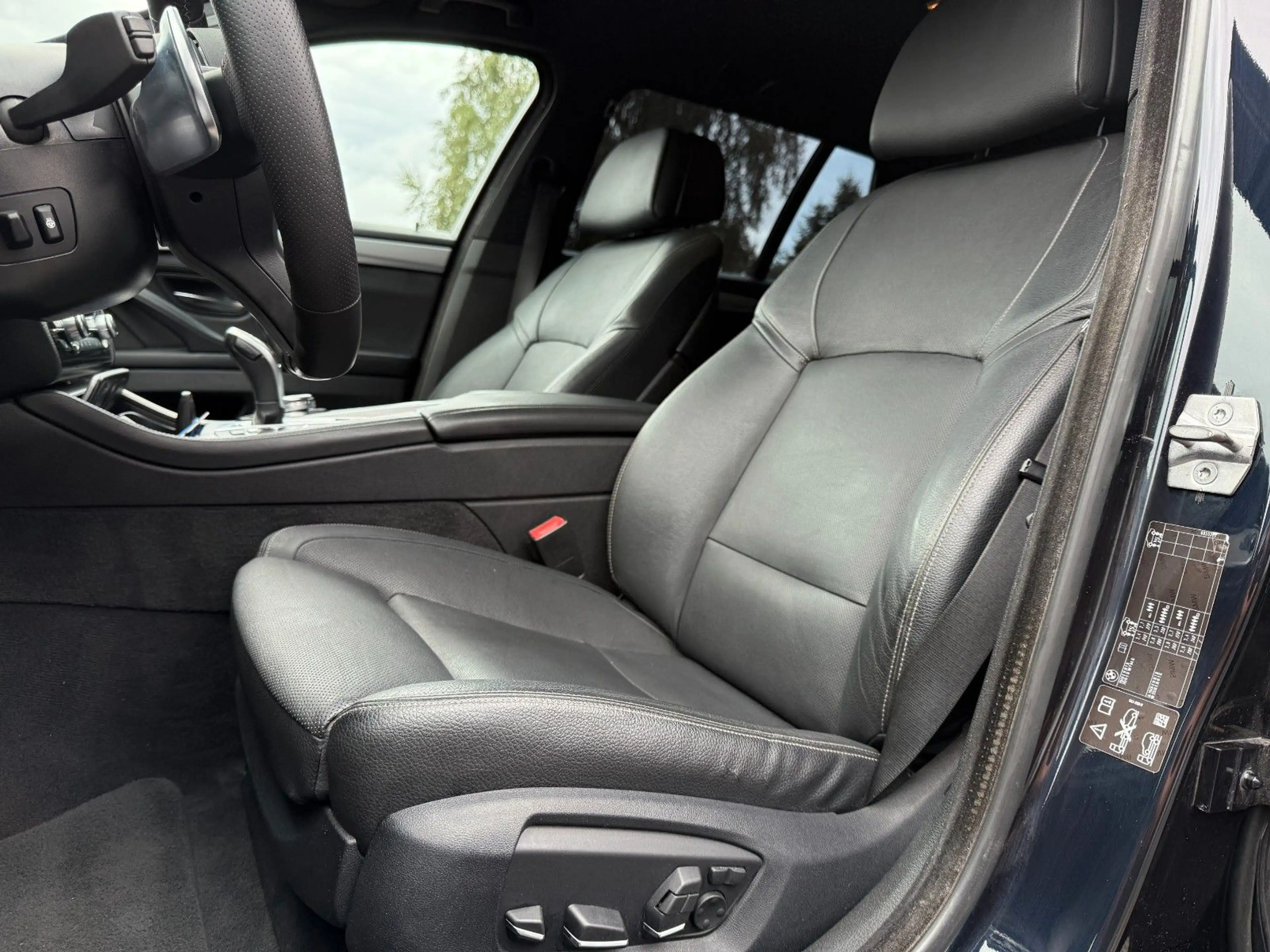 BMW 550 Baureihe 5 Touring M550d xDrive*ACC*HUD*H&K — photo 10