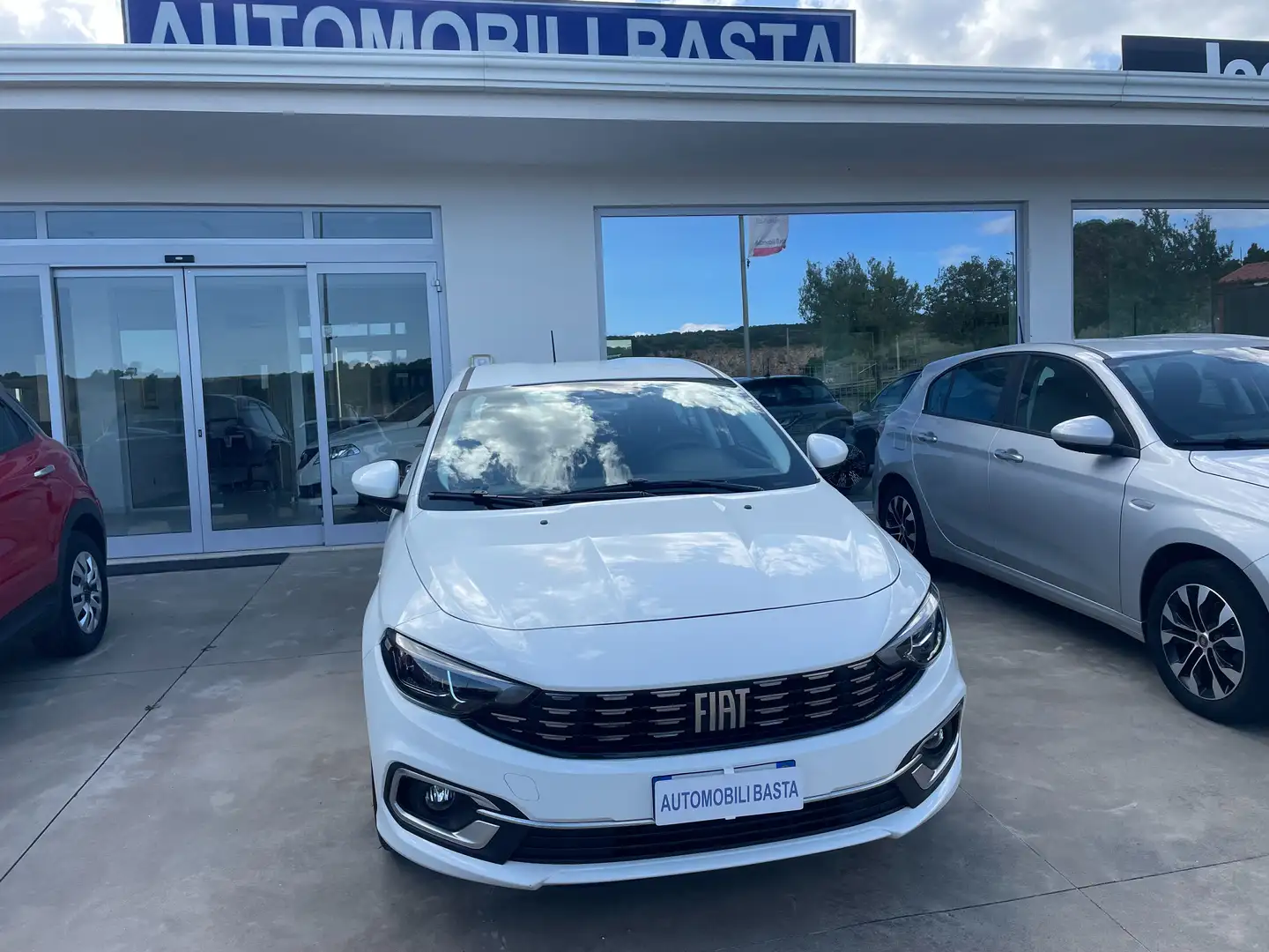 Fiat Tipo Tipo 5p 1.3 Mjet 95 CV Life "47.000" Bianco - 1