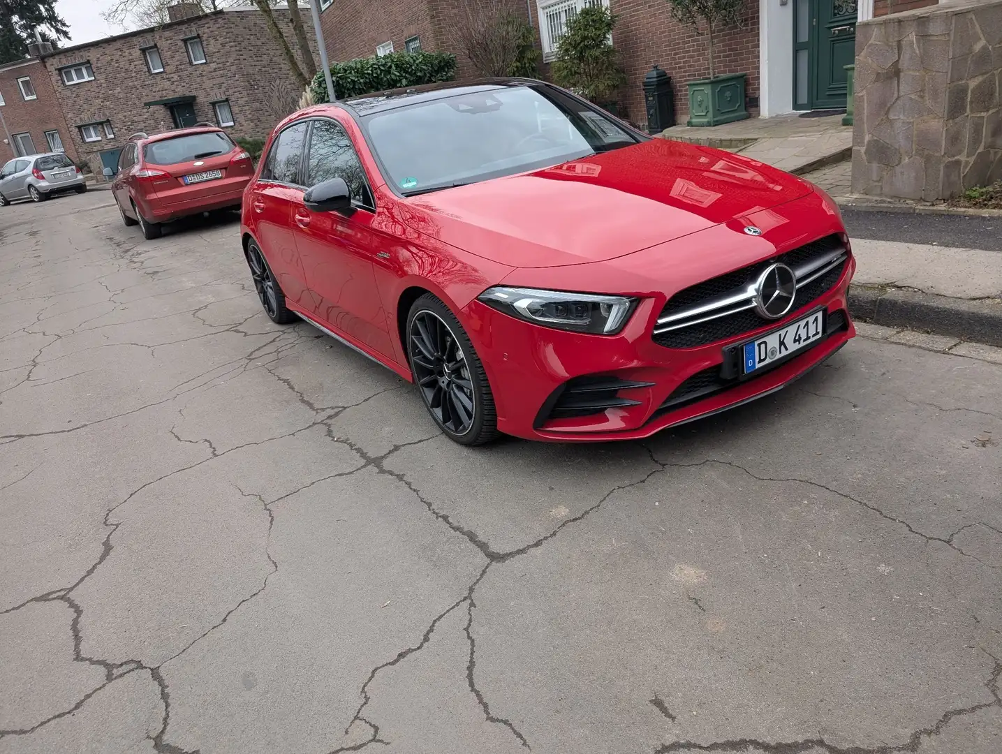 Mercedes-Benz A 35 AMG 4Matic Speedshift DCT 7G Rouge - 1