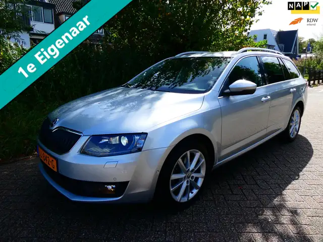 Skoda Octavia Combi 1.4 TSI 150pk Style 1e eig. Automaat Navi Xe
