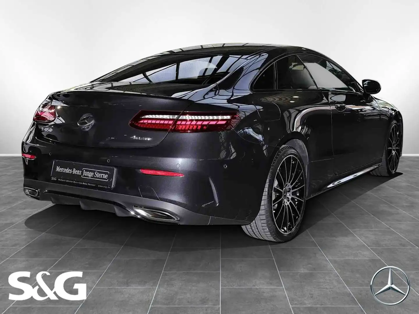 Mercedes-Benz E 450 4M Coupé AMG HIFI+DISTRONIC+MEMORY+360° Gri - 2