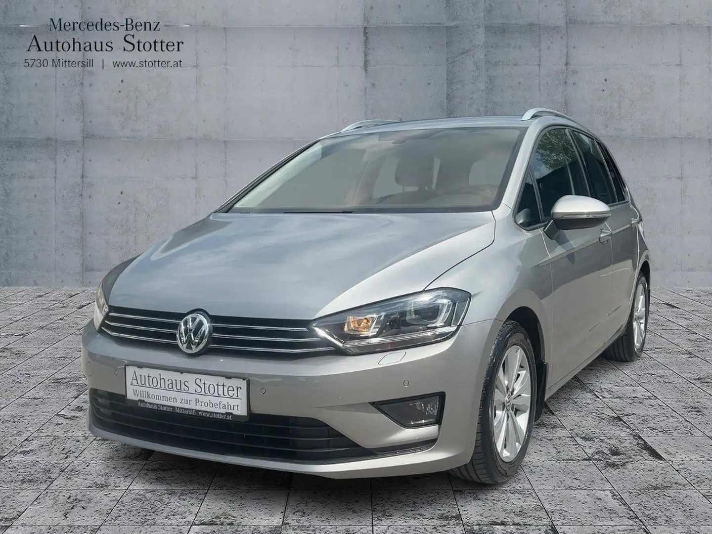 Volkswagen Golf Sports Van Grau - 1