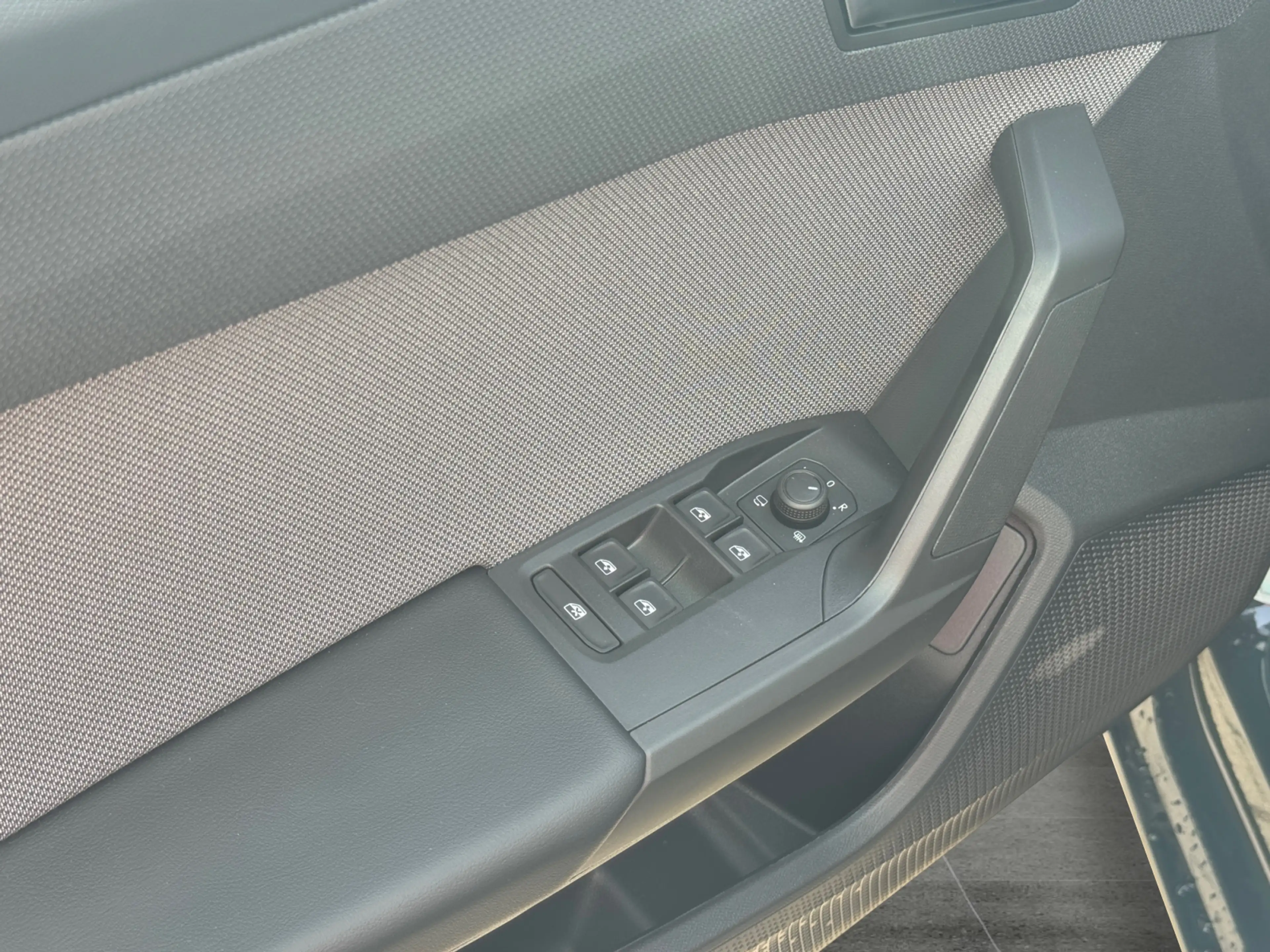 SEAT Leon e-Hybrid 1.5 204pk TSI Style Business Intense Verwarmbare v — photo 10