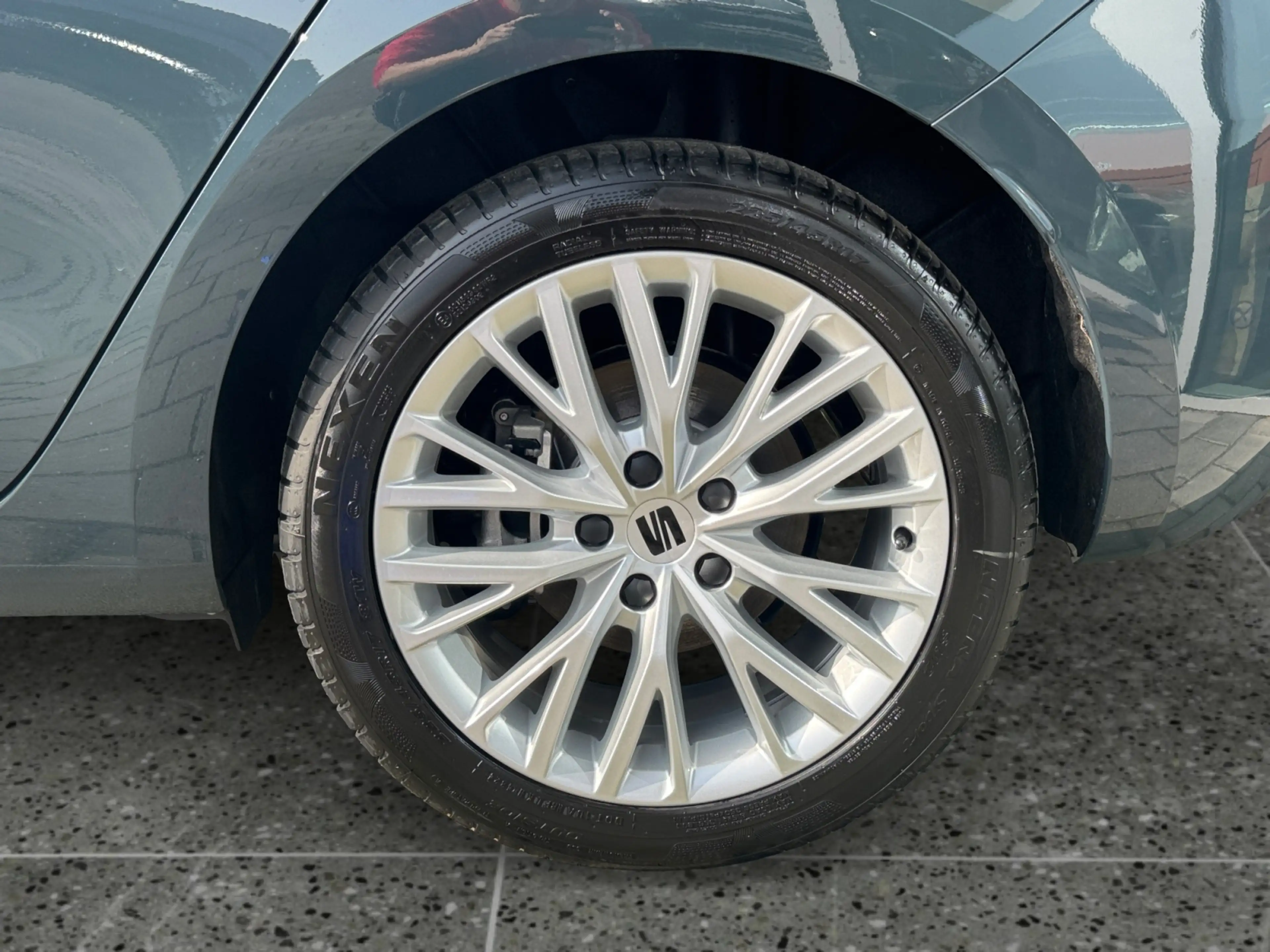 SEAT Leon e-Hybrid 1.5 204pk TSI Style Business Intense Verwarmbare v — photo 13