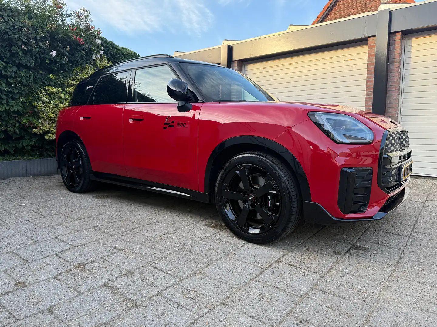 MINI JCW Countryman All4 JCW Countryman All4 E L 66.5 kWh Червоний - 2