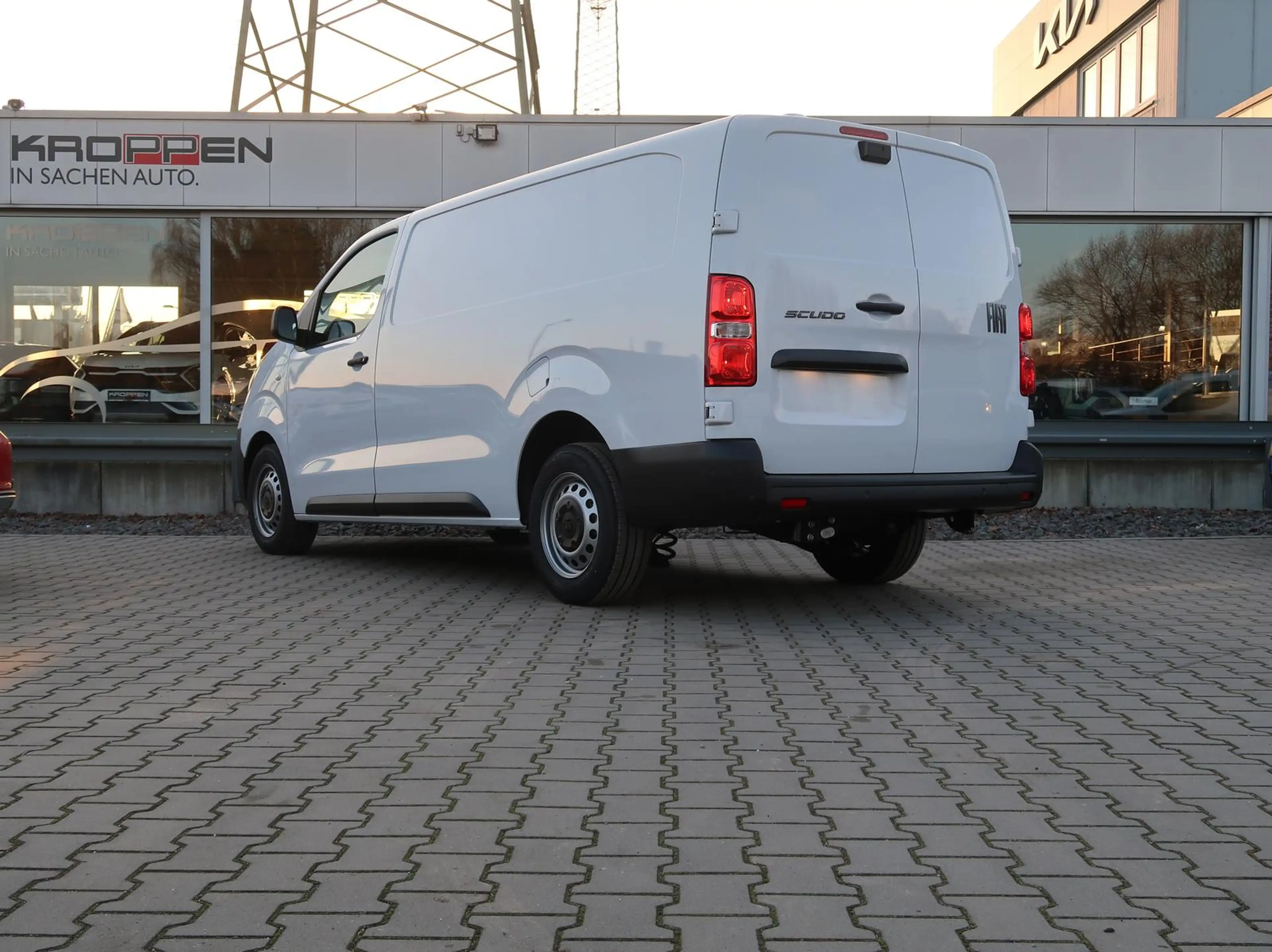 Fiat Scudo Kastenwagen XL ,Automatik,AHK,Carplay,Holz — photo 10