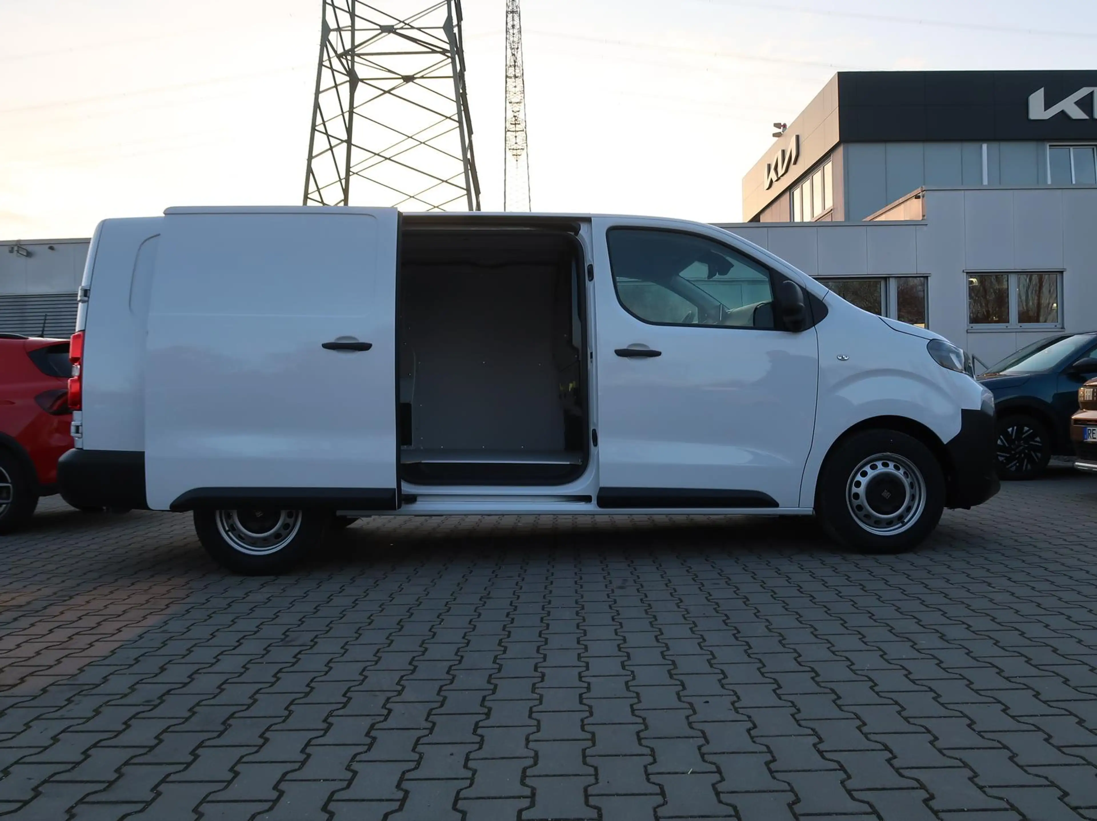 Fiat Scudo Kastenwagen XL ,Automatik,AHK,Carplay,Holz — photo 15