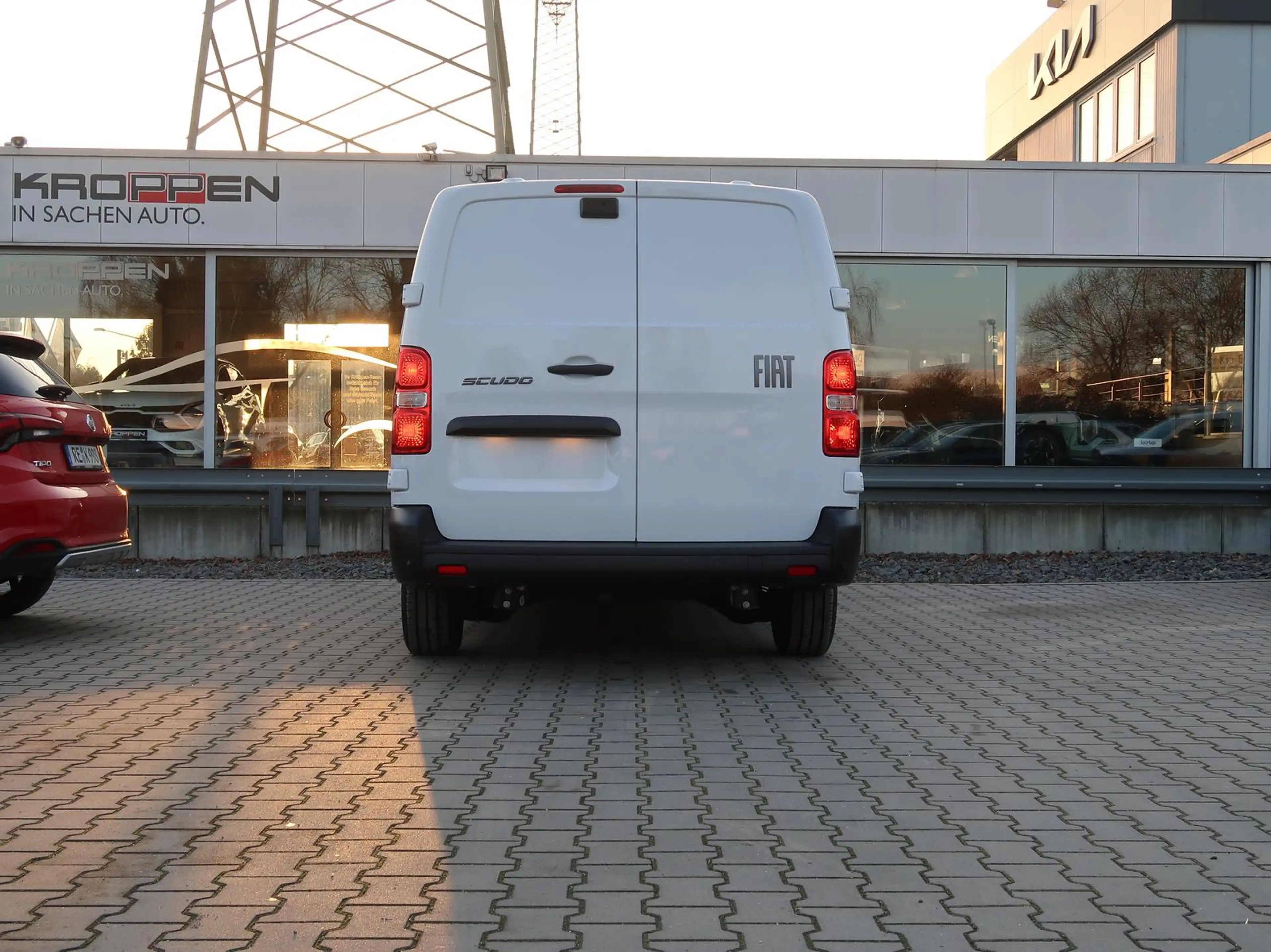 Fiat Scudo Kastenwagen XL ,Automatik,AHK,Carplay,Holz — photo 11