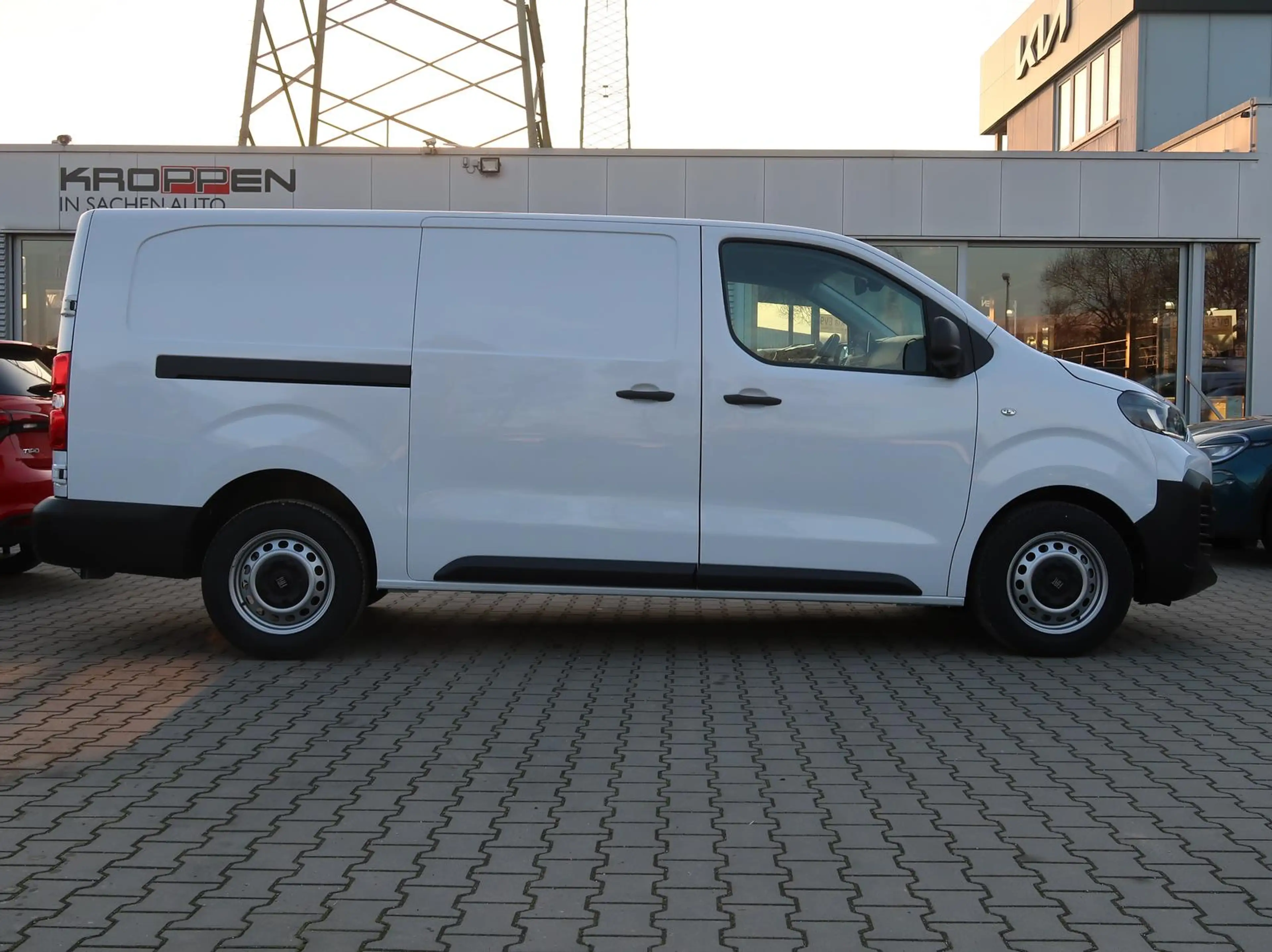 Fiat Scudo Kastenwagen XL ,Automatik,AHK,Carplay,Holz — photo 14