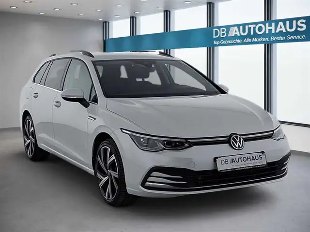 Volkswagen Golf view 2