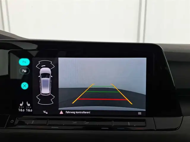 Volkswagen Golf view 12