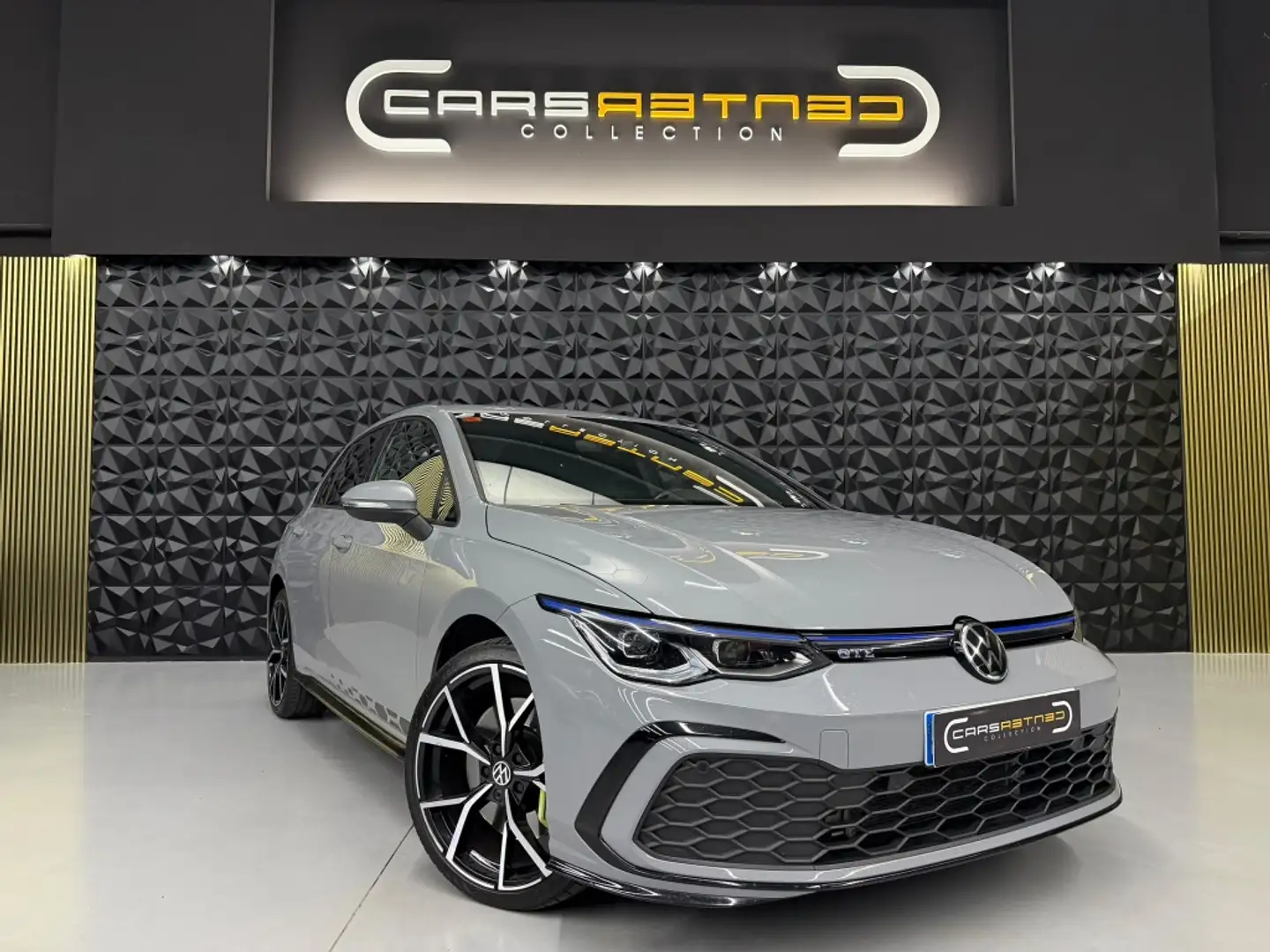 Volkswagen Golf 1.4 TSI GTE 180kW Gris - 1