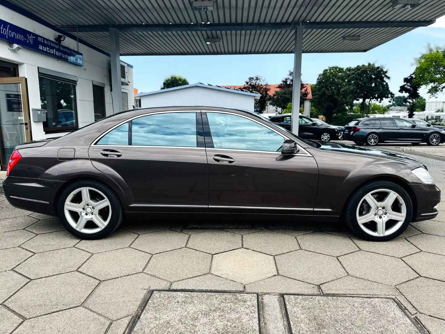 Mercedes-Benz S 500 4Matic L/AMG/Designo/Massage/GSD/Fond TV Braun - 2