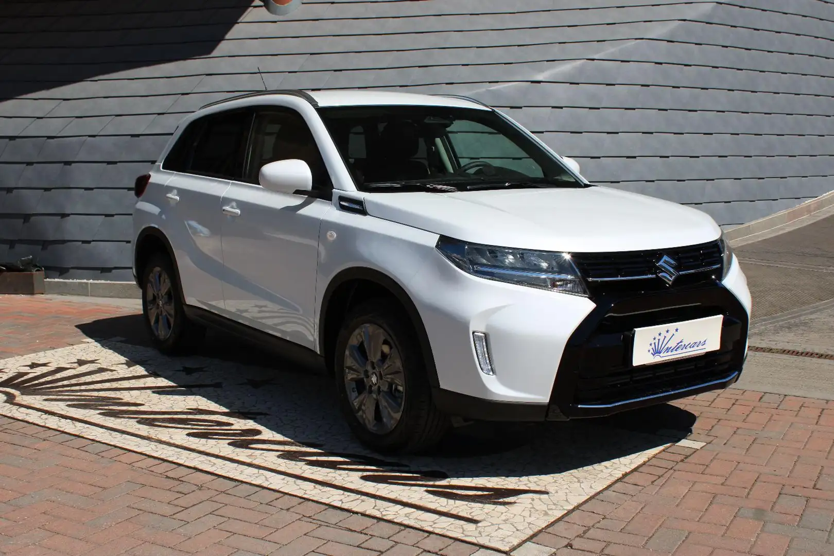 Suzuki Vitara 1.4 Hybrid 4WD AllGrip Cool+ Bianco - 1
