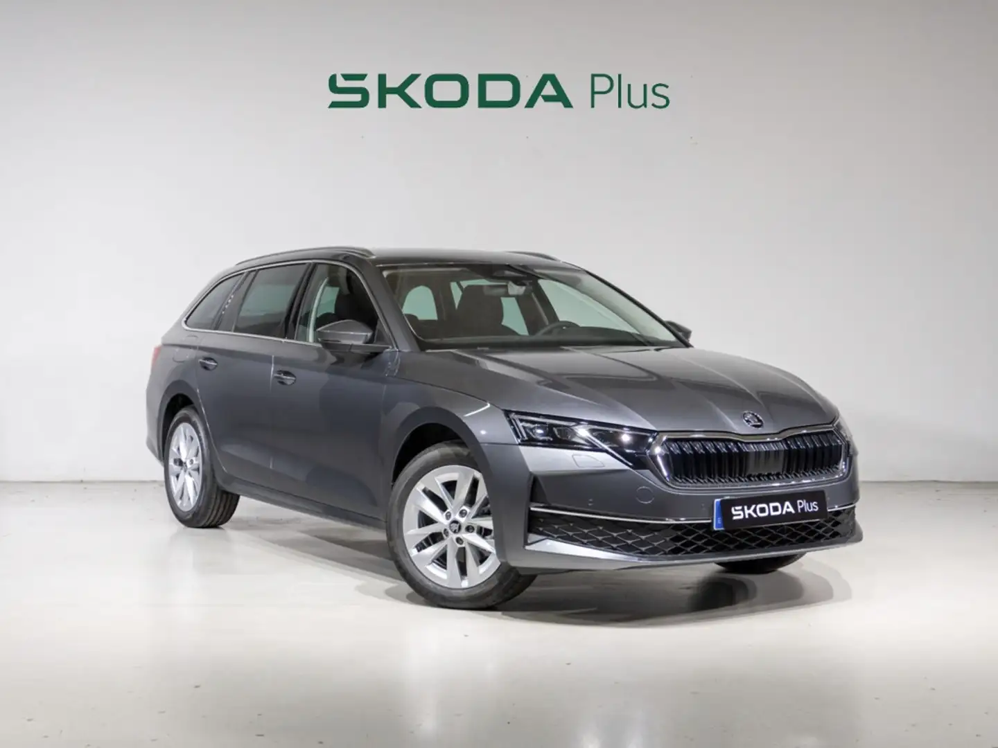 Skoda Octavia Combi 1.5 TSI MHEV Design DSG7 110kW Gris - 1