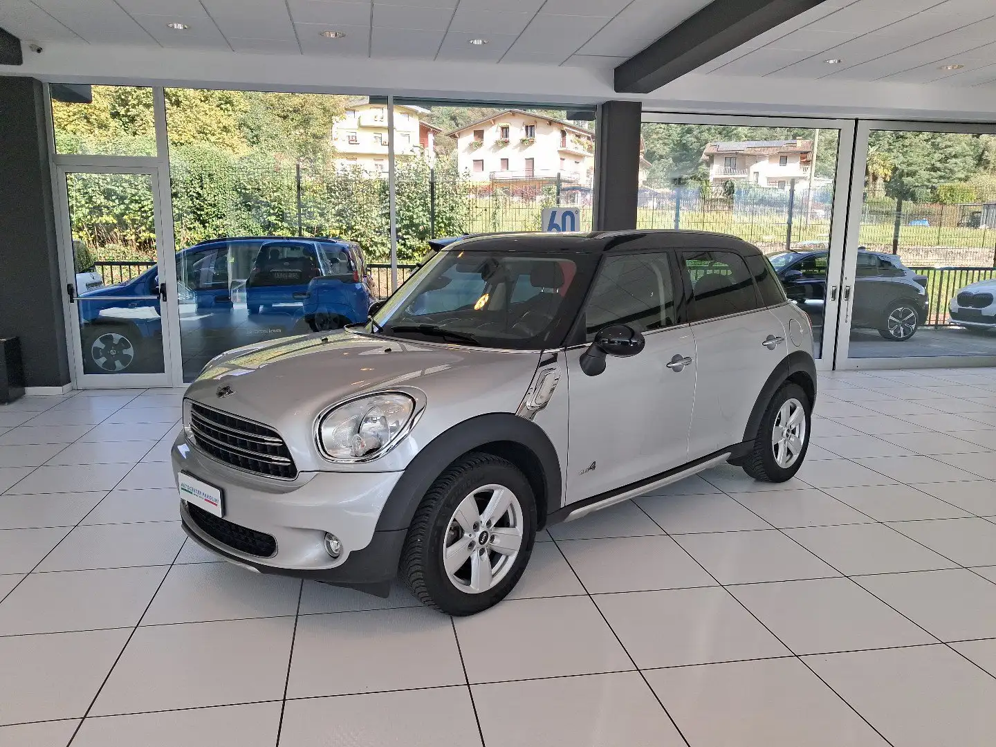 MINI Cooper D Countryman Mini 1.6 Cooper D Countryman ALL4 Argent - 1