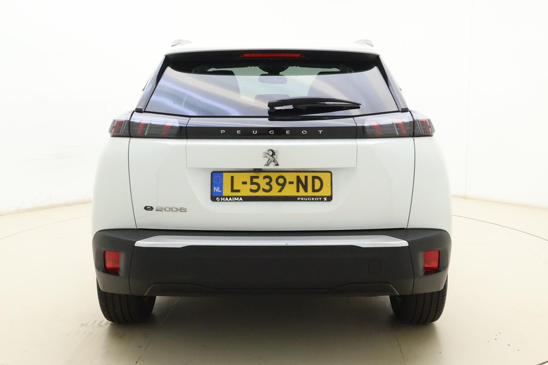 Peugeot e-2008 EV Allure Pack 50 kWh | Soh 96% | Navigatie | Came — photo 11