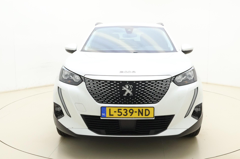 Peugeot e-2008 EV Allure Pack 50 kWh | Soh 96% | Navigatie | Came — photo 6