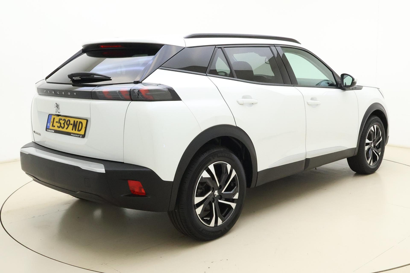Peugeot e-2008 EV Allure Pack 50 kWh | Soh 96% | Navigatie | Came — photo 2