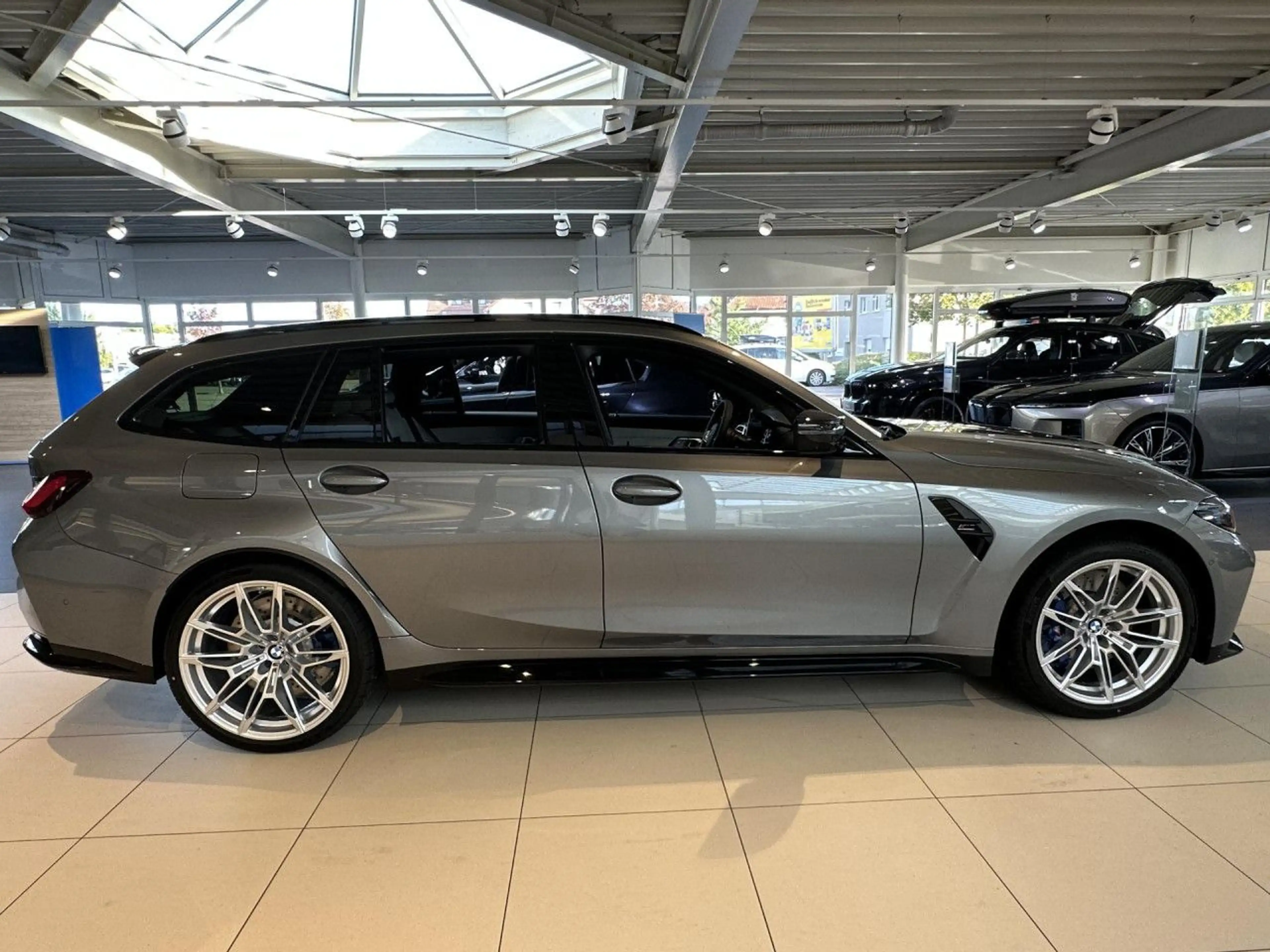 BMW M3 Comp. xD.T. Ultimate Package ACC Sitzbel. 20" — photo 7