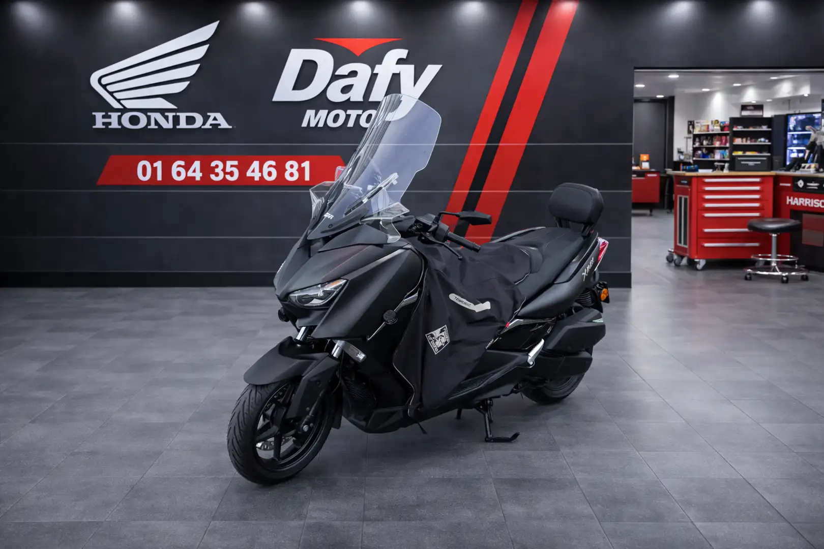 Yamaha X-Max 300 Negro - 1