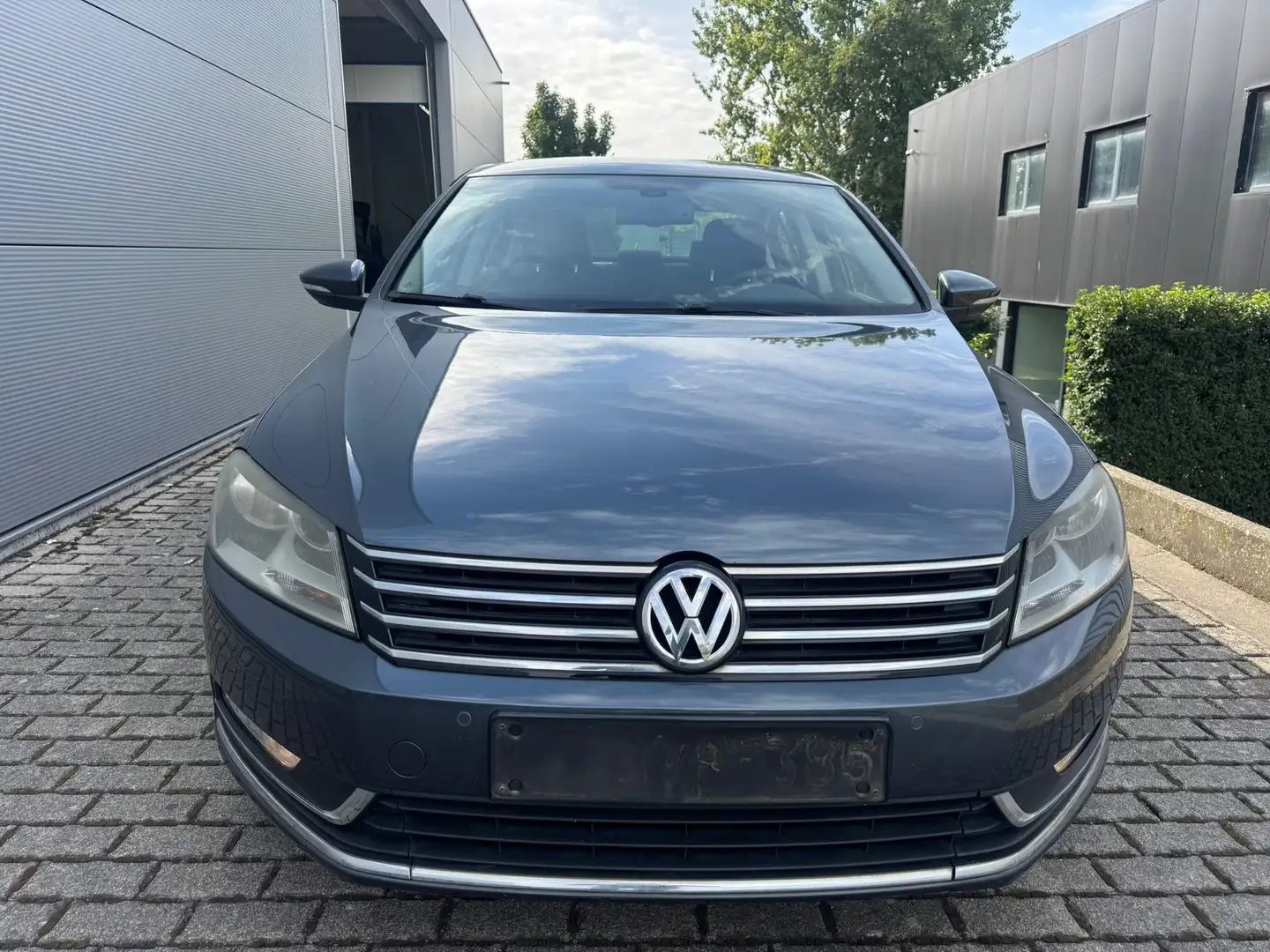 Volkswagen Passat Passat 1.6 CR TDi Grau - 2
