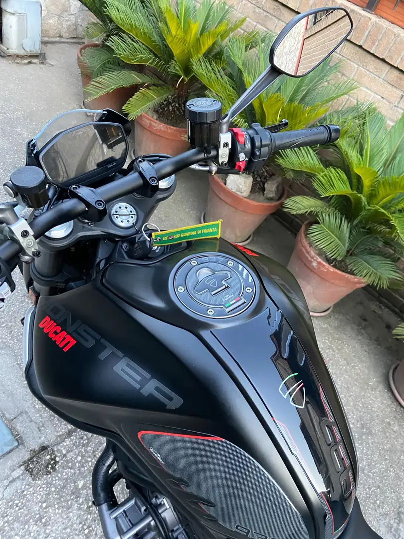 Ducati Monster 937 937 pus + Fekete - 2