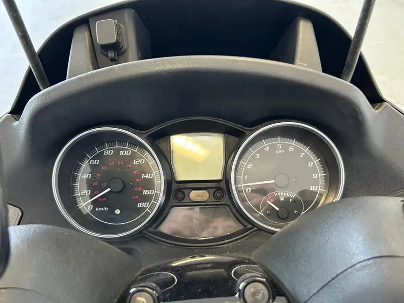 Piaggio MP3 500 - foto 5