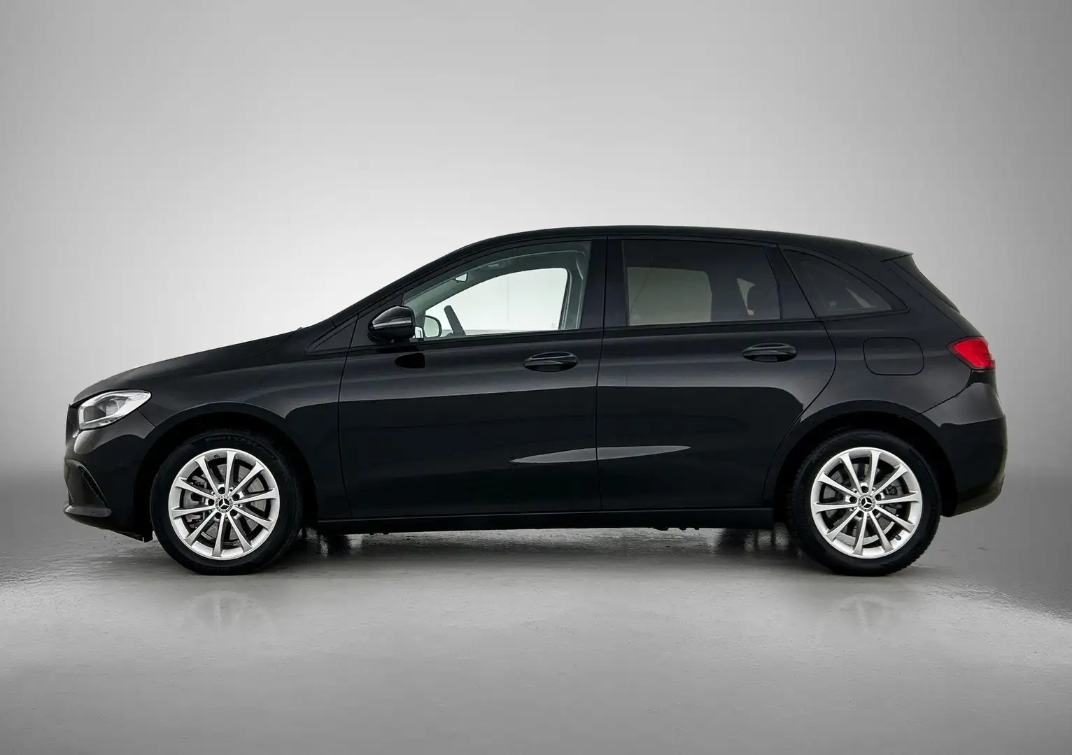 Mercedes-Benz B 250 e 218PK Plug-In 1/2 LEER | CAMERA | NAVI Noir - 2