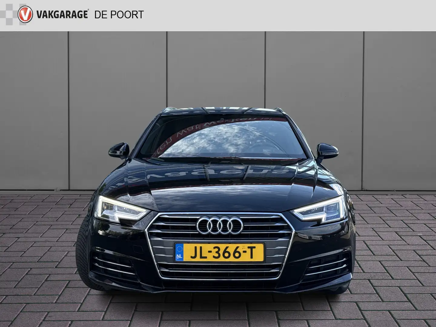 Audi A4 Avant 1.4 TFSI Sport Pro S-line | Virtual cockpit Zwart - 2
